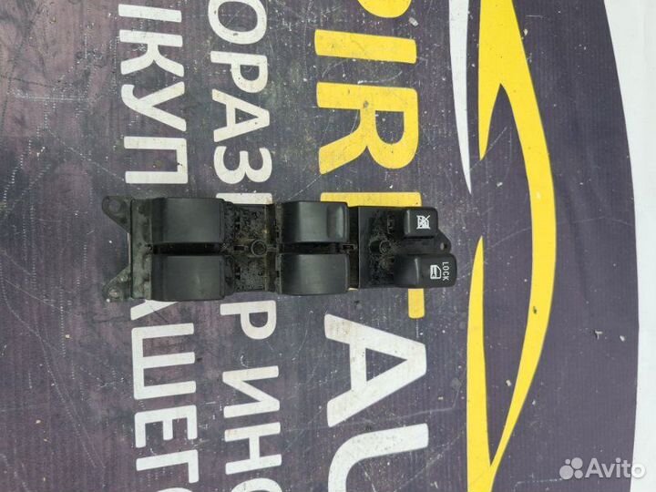 Блок управления стеклоподъемниками Mitsubishi Asx