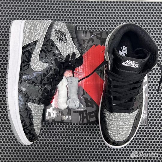 Nike AIR jordan 1 retro high OG rebellionaire