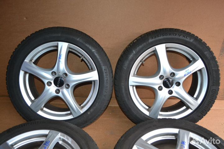 Диски R17 с всесезонными шинами 225 50 17