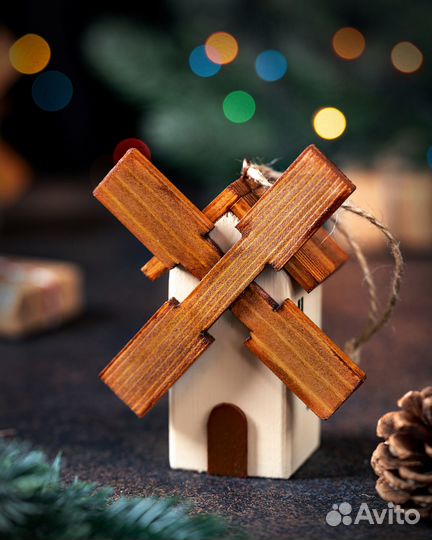 Ёлочная игрушка из дерева 