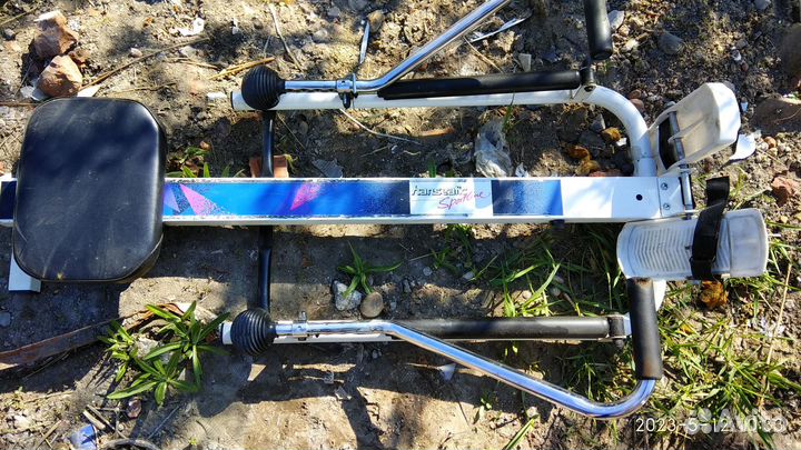 Гребной тренажер