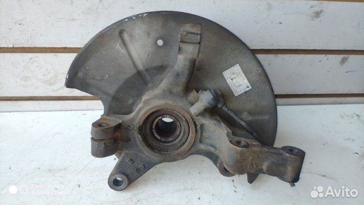 Кулак со ступицей передний левый Mazda Mpv LW L3