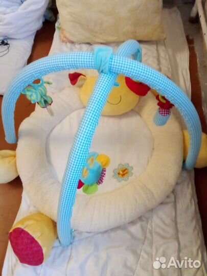 Развивающийся коврик