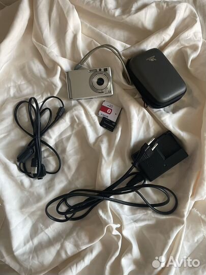 Фотоаппарат Sony cyber shot 7.2