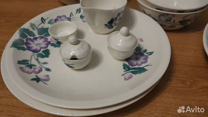 Сервиз столовый (37 предметов)