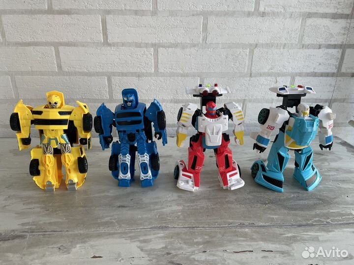 Робот трансформер машинка