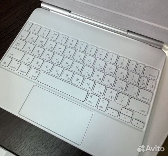 Клавиатура Apple Magic Keyboard iPad Pro 11