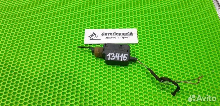 Активатор замка лючка бензобака Mercedes ML W163