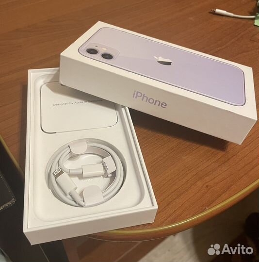 Телефон iPhone 11 128 gb