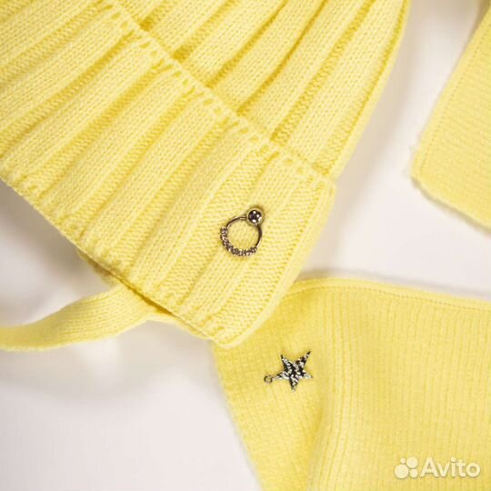 Набор Шапка детская зимняя новая и шарф