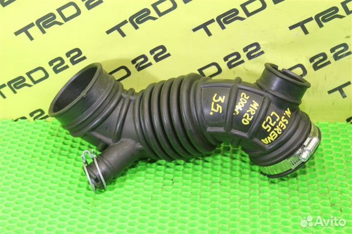 Патрубок воздухозаборника Nissan Serena C25 MR20DE