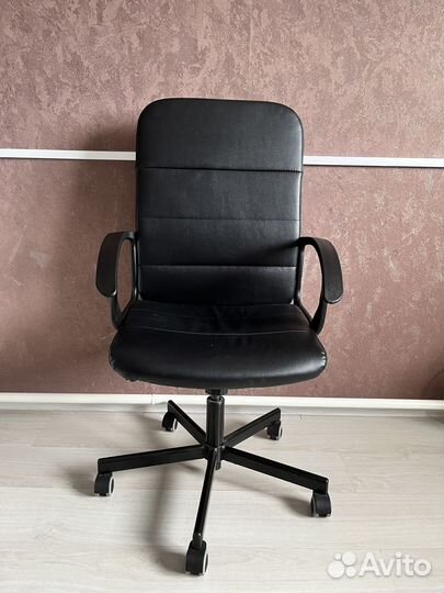 Компьютерный стул