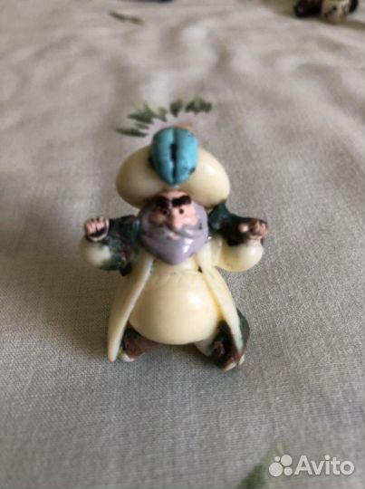 Статуэтки, фигурки