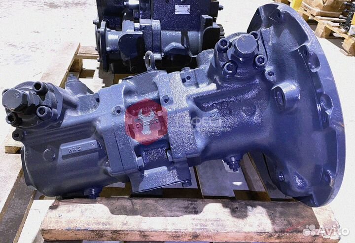 Гидравлический насос Komatsu PC210LC-6K