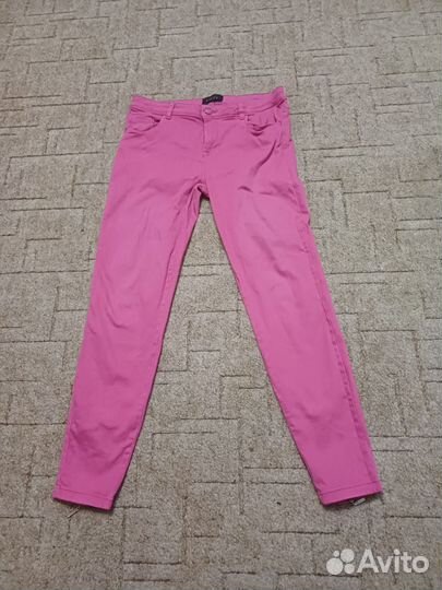 Джинсы летние малиновые Mohito