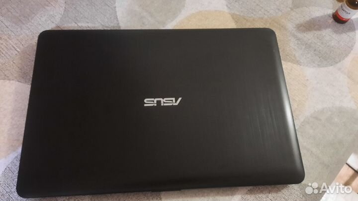 Ноутбук asus