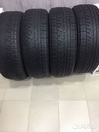 Kumho I'Zen RV Asymmetric 225/65 R17 106H