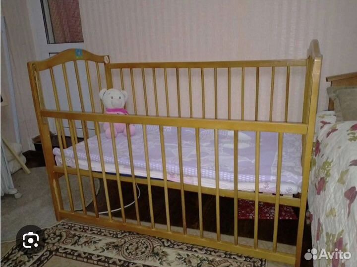 Детская кроватка