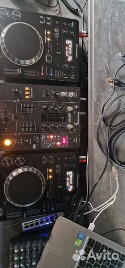 Dj контроллер pioneer CDJ 350