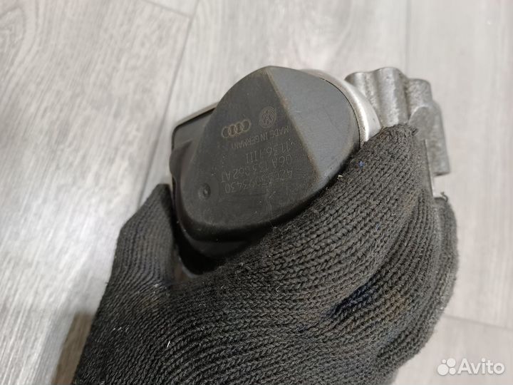 Дроссельная заслонка для 1.6 BSE Skoda Octavia A5