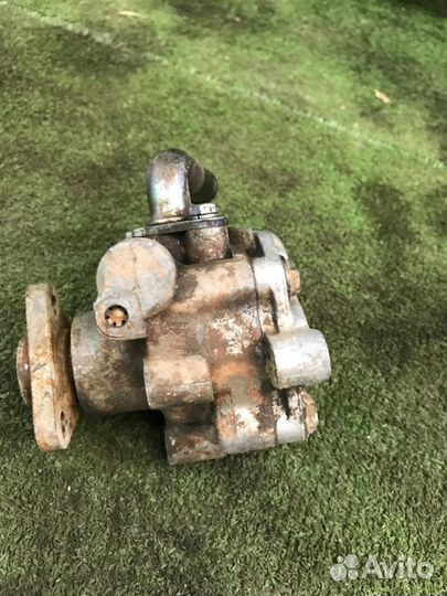 Насос гура Volkswagen Passat B5 ADR 1.8 2000