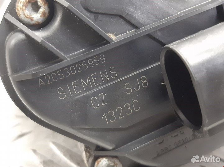 Клапан егр EGR для Audi A4 B6 06D131503E