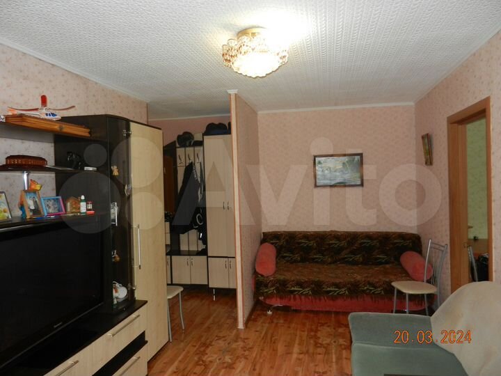 3-к. квартира, 47 м², 3/5 эт.