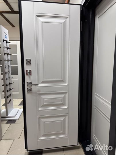 Входные двери для частного дома