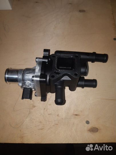 Корпус термостата в сборе Opel Astra H Opel Zafira