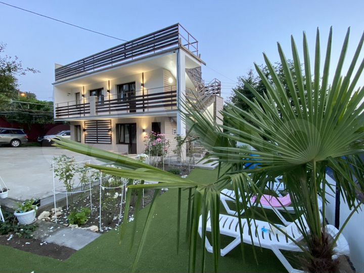 Комната 20 м² в 4-к., 2/2 эт.