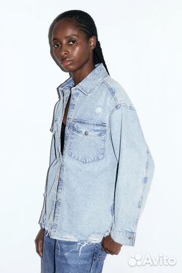 Джинсовая рубашка с рваными краями befree