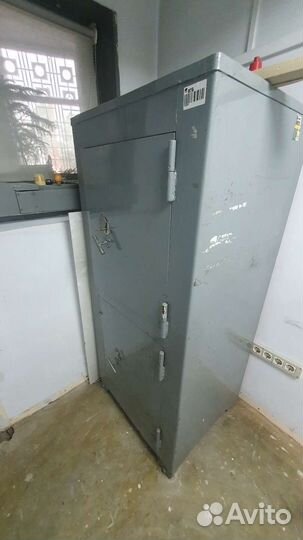 Сейф банковский