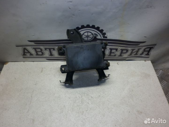 Радар круиз контроля Lexus LS460 / 600 2008