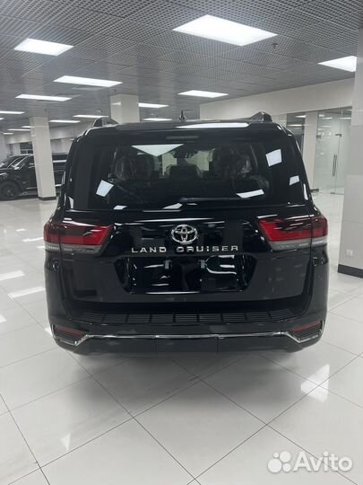 Toyota Land Cruiser 3.3 AT, 2024, 15 км
