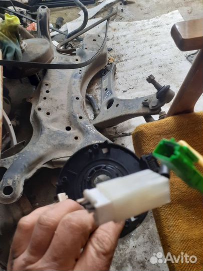 Шлейф подрулевой Geely Emgrand EC7