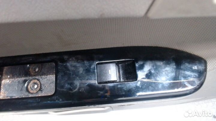 Дверная карта (Обшивка двери) Mazda Tribute 2007