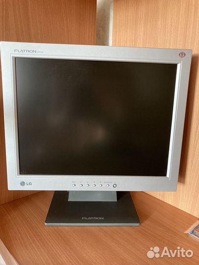 Монитор LG 15 (L1510S)