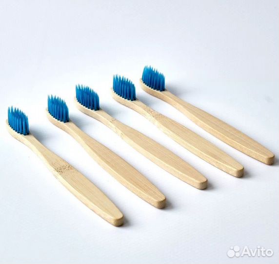 Бамбуковая зубная щетка