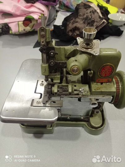 Швейная машинка оверлок