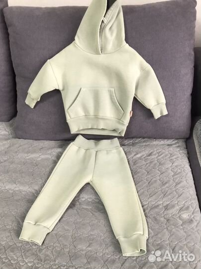 Костюм спортивный