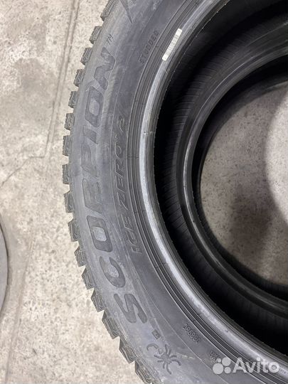 Pirelli Scorpion 235/55 R19 и 255/50 R19 105H