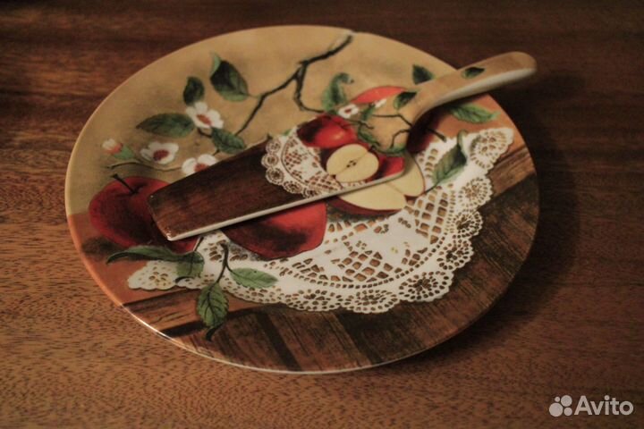 Керамика и сувенирные тарелки