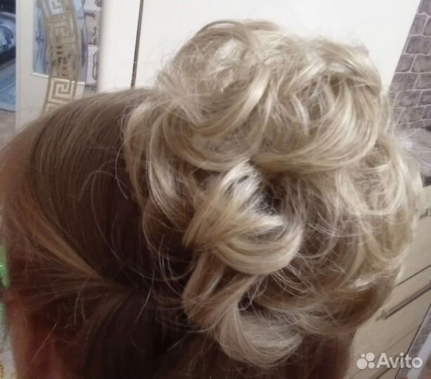 Шиньон из искусственных волос. Заколка краб