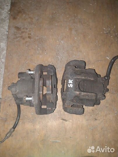 BMW X5 E53 задние тормозные суппорта