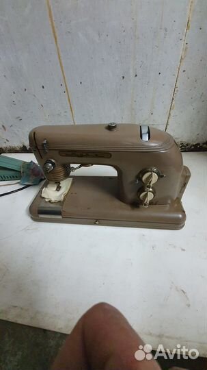 Швейная машина Тула модель 1