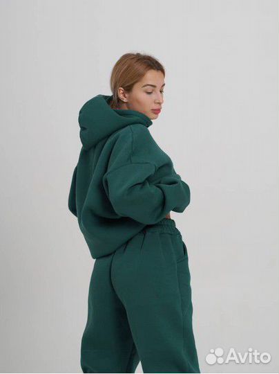 Спортивный костюм женский