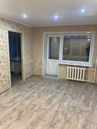 2-к. квартира, 46 м², 4/4 эт.