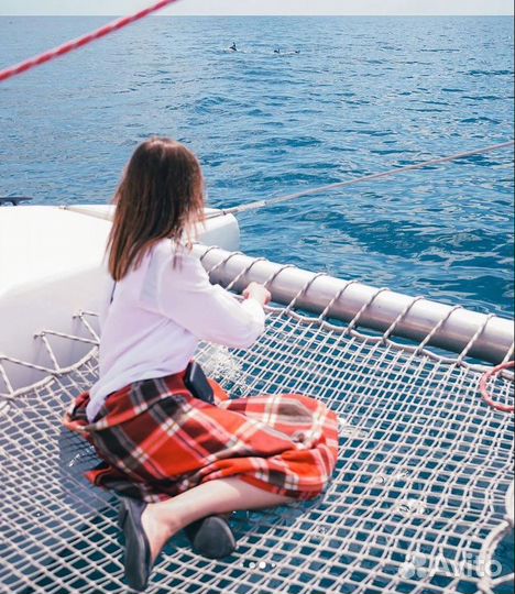 Аренда яхты, морская рыбалка, закат в море