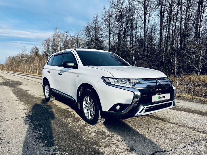 Mitsubishi Outlander 2.0 CVT, 2019, 46 200 км