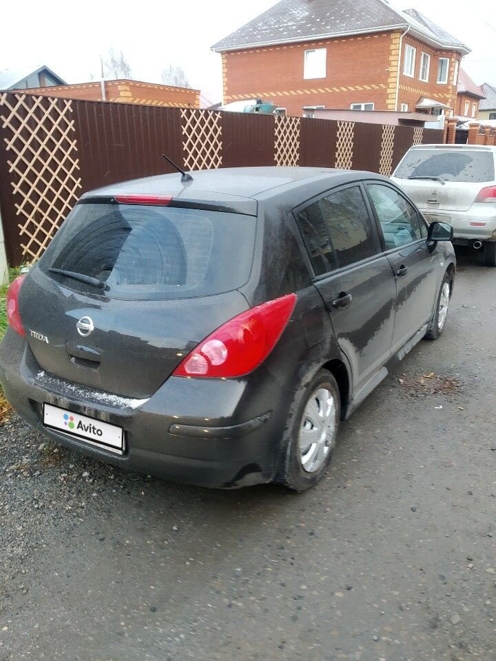 Nissan Tiida: фото владельца